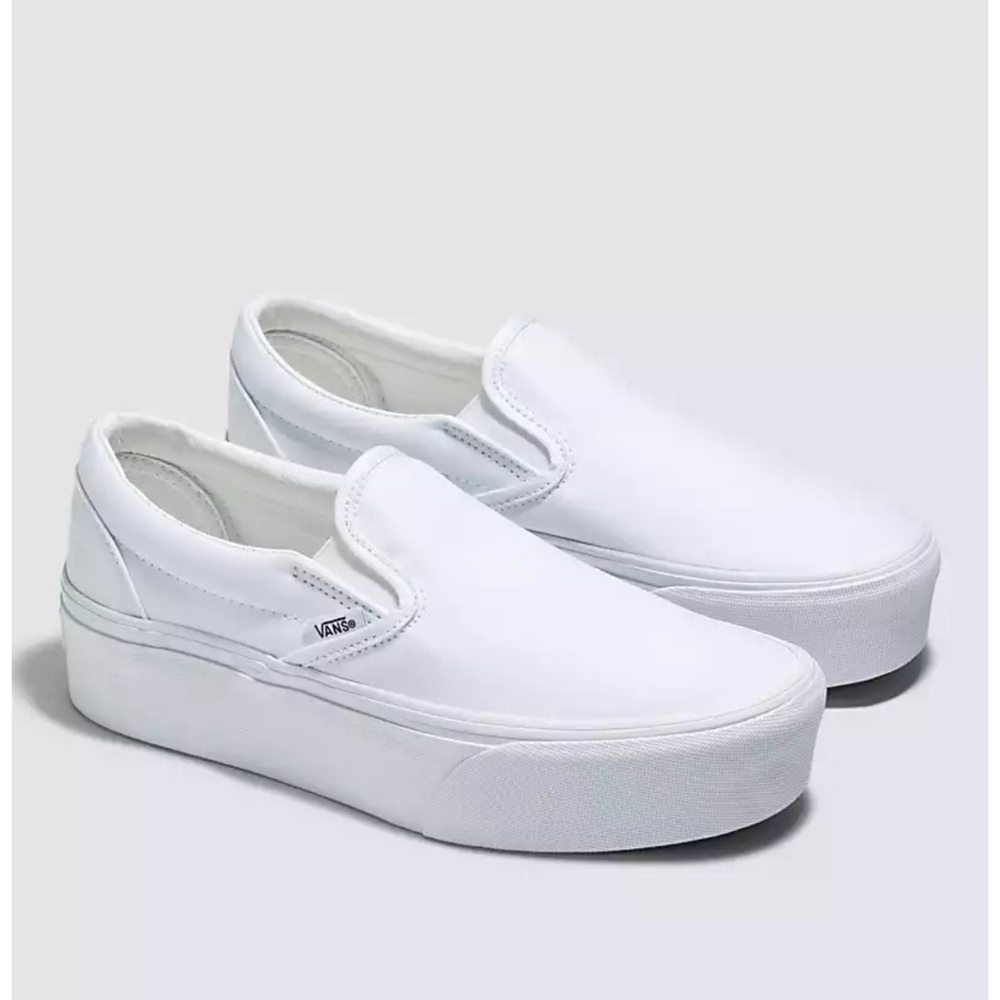 Vans Platform Sneaker in White. Size 9.5 Women’s.